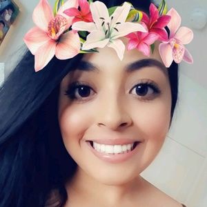 Meet your Posher, Karina